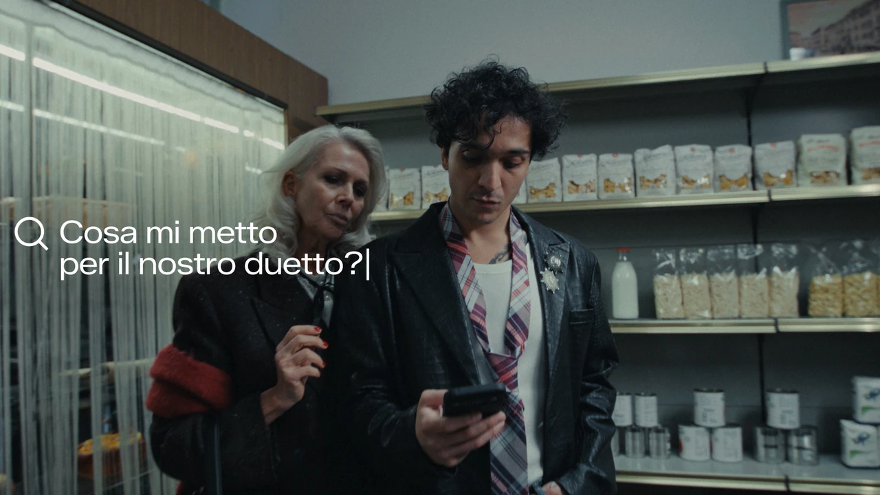 Tananai e la panettiera nel contenuto Sciura della campagna Zalando